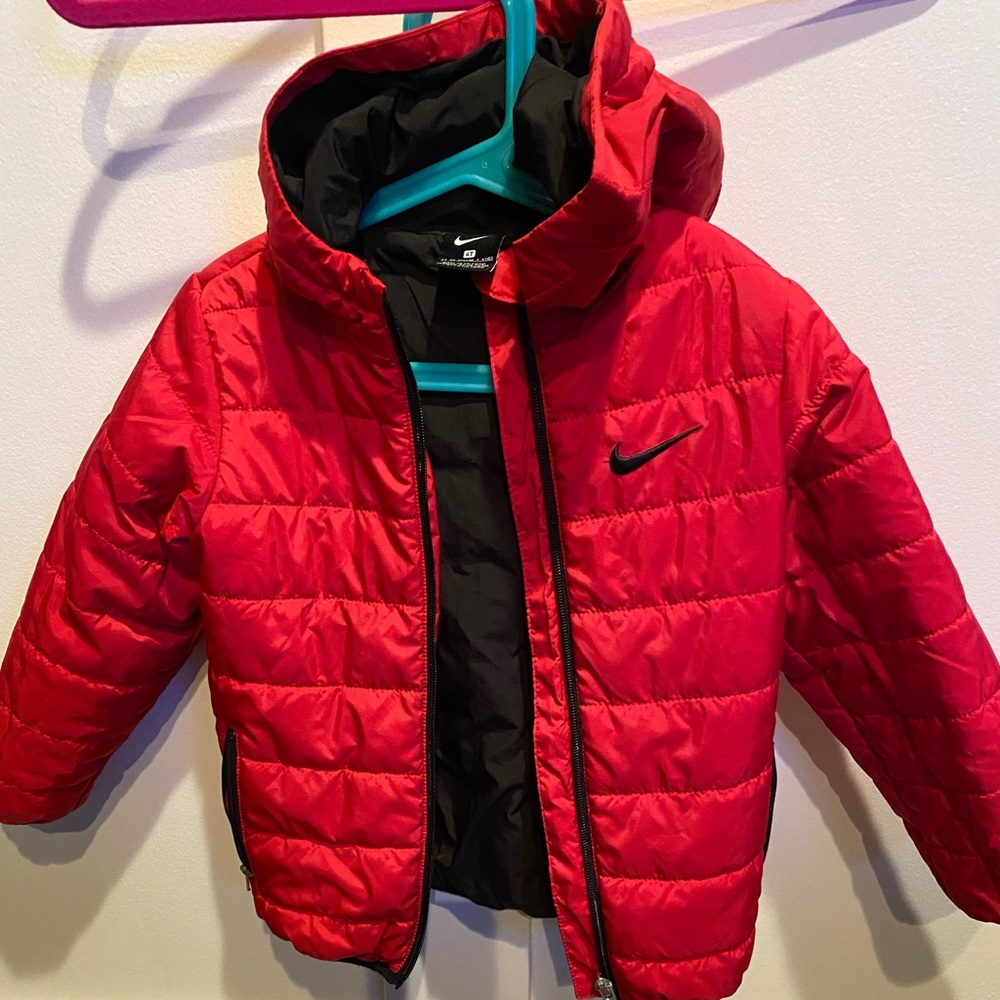 4t Nike lightweight winter jacket